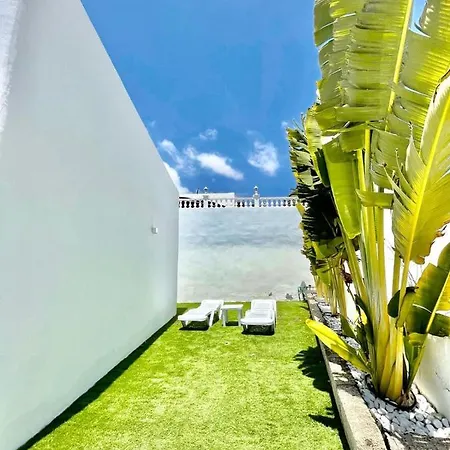12 Villa