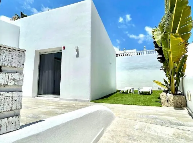 12 Villa Costa Adeje (Tenerife)