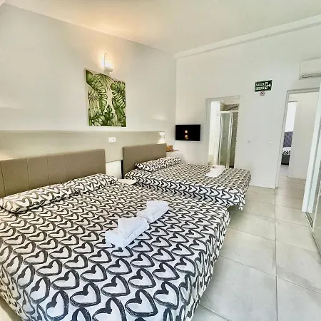 12 Villa *