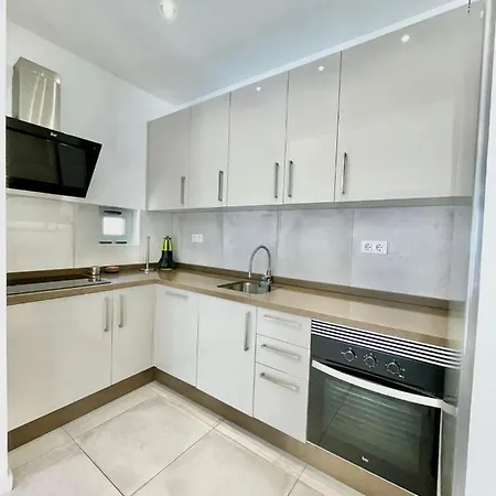 Villa 12